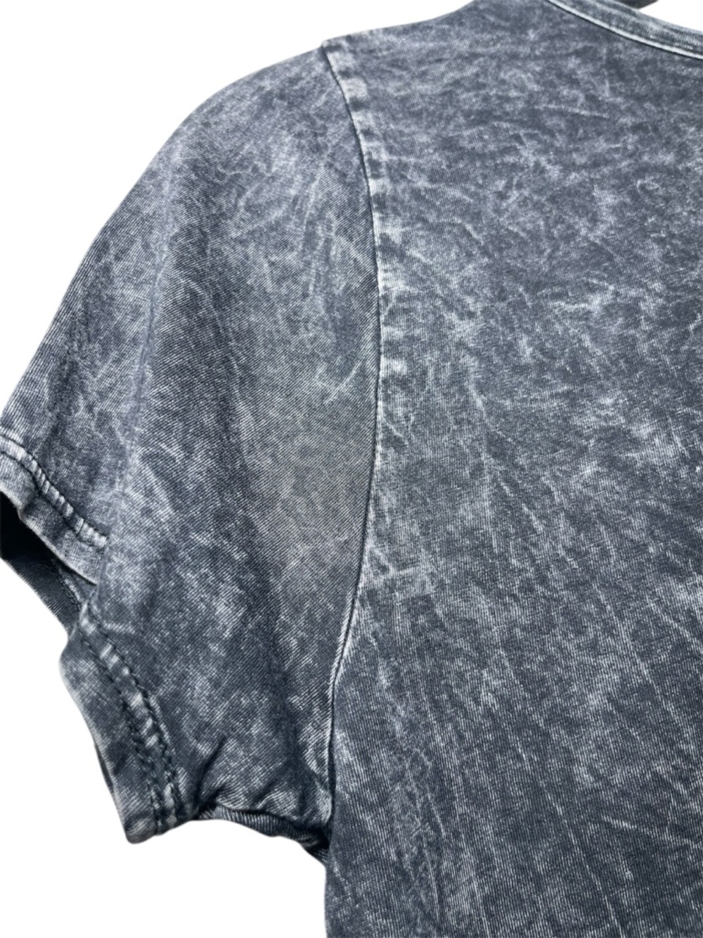 Daytrip Buckle Y2K Acid Wash Bling Freedom Eagle Graphic V-Neck Tee Size Medium - Picture 8 of 15